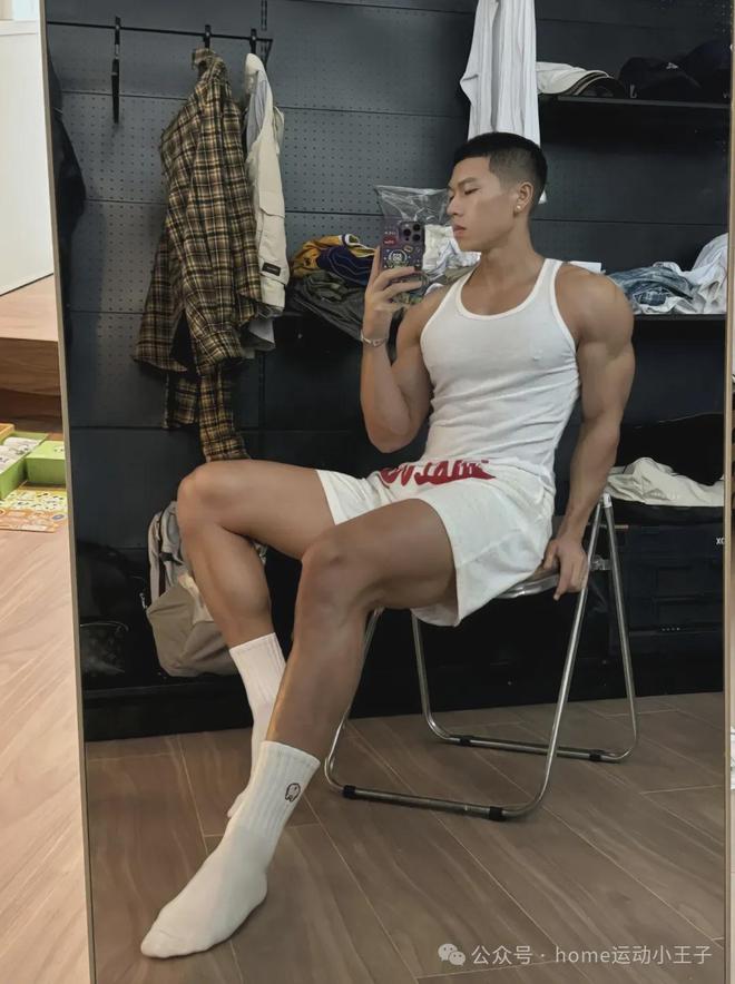 “白袜控” 的独特福利球王会男生白袜大赏：这是(图6)