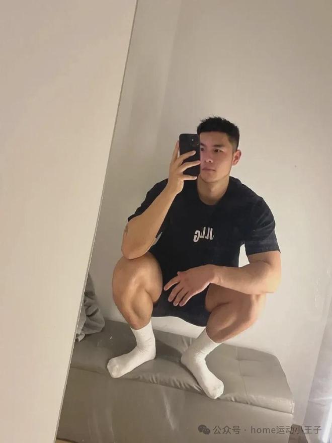 “白袜控” 的独特福利球王会男生白袜大赏：这是(图5)