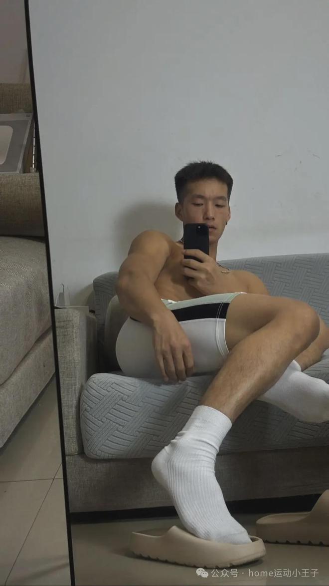 “白袜控” 的独特福利球王会男生白袜大赏：这是(图11)