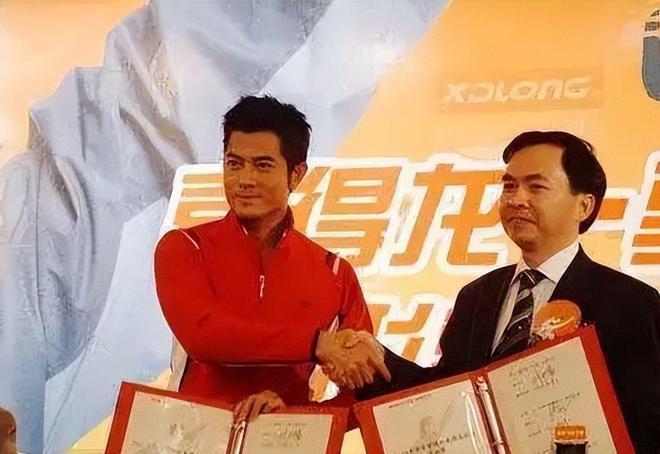 动鞋如今却很少有人问津谁在盲目跟风球王会体育曾被捧上天的4种国产运(图19)