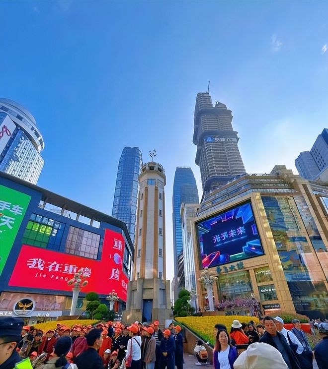 旅游攻略重庆4日游报团要花费多少钱？球王会app重庆四天三晚保姆级纯玩(图2)
