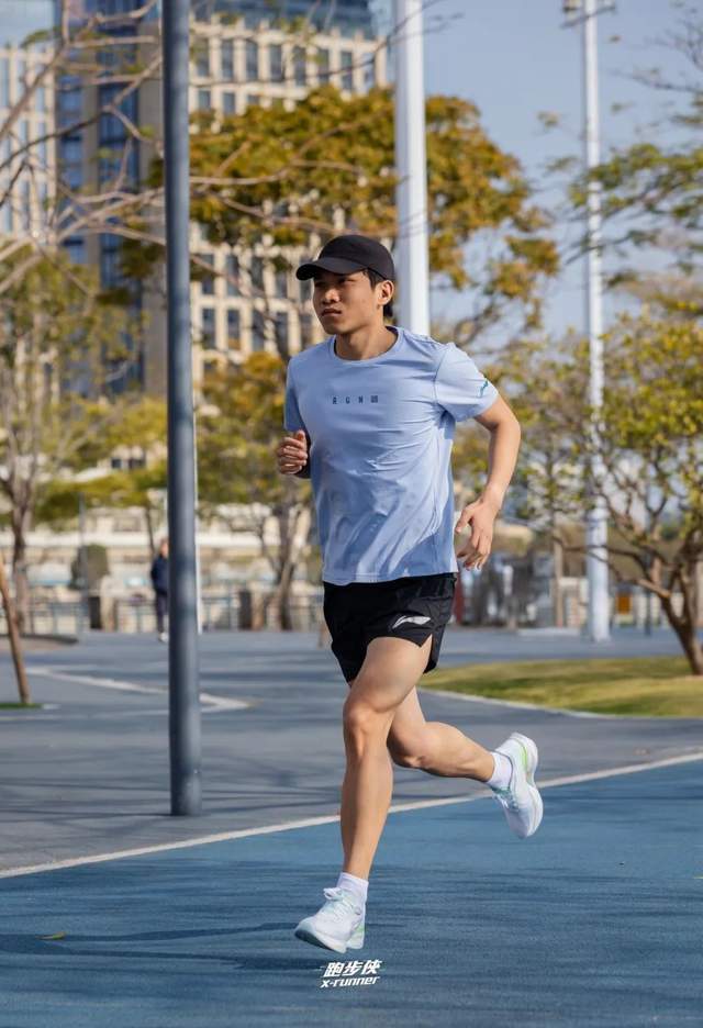 生活 从“轻”定义球王会体育运动 or(图2)
