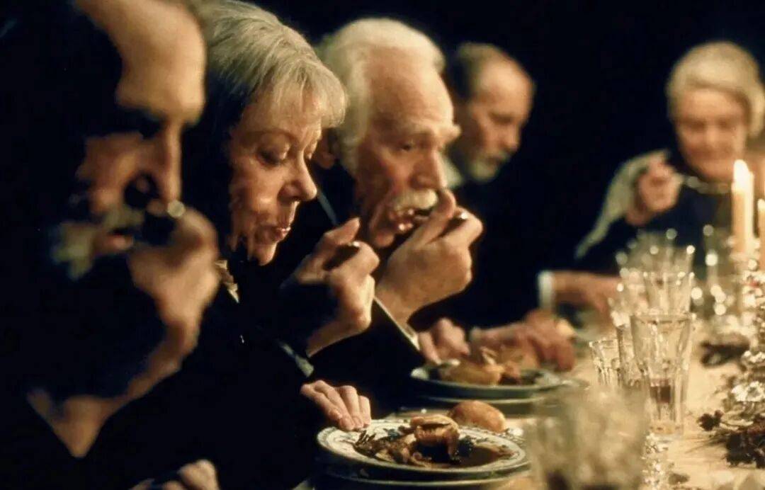 “体面焦虑”连他们都逃不过吗最糙的顶级大佬开始速通礼仪课(图5) “体面焦虑”连他们都逃不过吗最糙的顶级大佬开始速通礼仪课(图5)