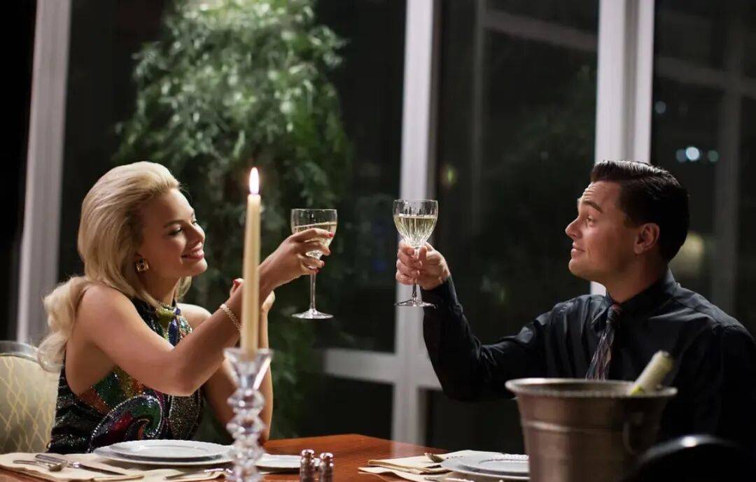 “体面焦虑”连他们都逃不过吗最糙的顶级大佬开始速通礼仪课(图7) “体面焦虑”连他们都逃不过吗最糙的顶级大佬开始速通礼仪课(图7)