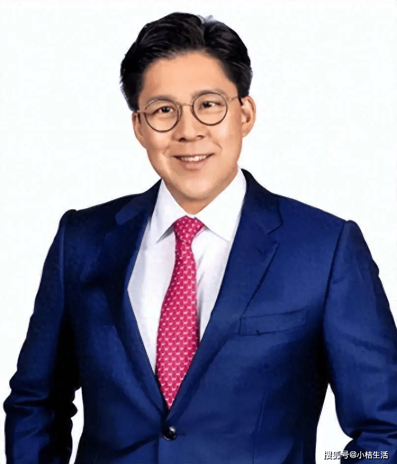 回应婚姻危机：我们有自己的相处方式霍启刚